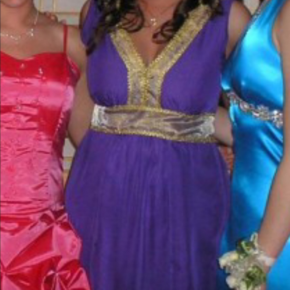 Custom Gown - Picture 8 of 8
